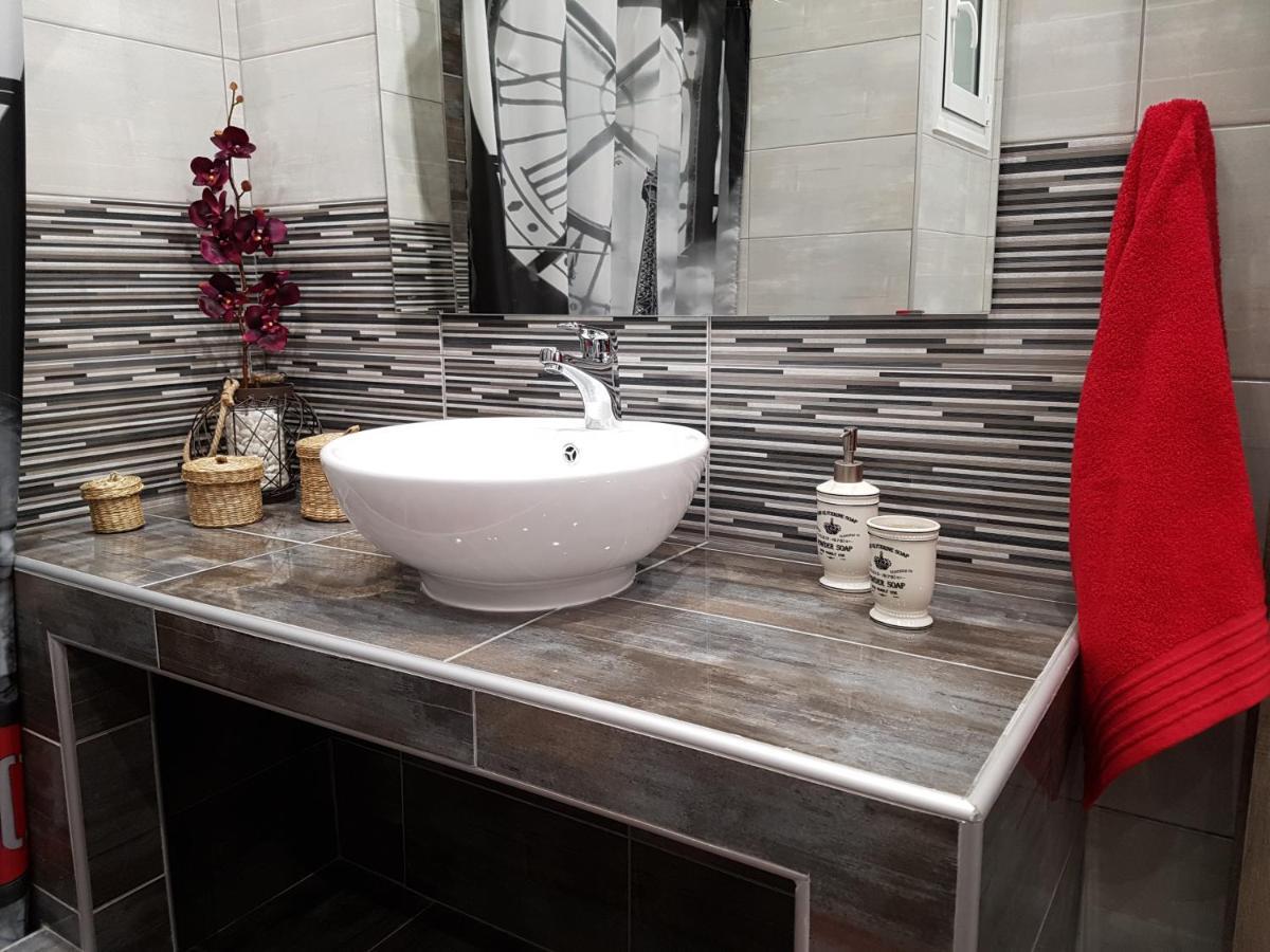 Betty'S Central Suite Dedeağaç Dış mekan fotoğraf